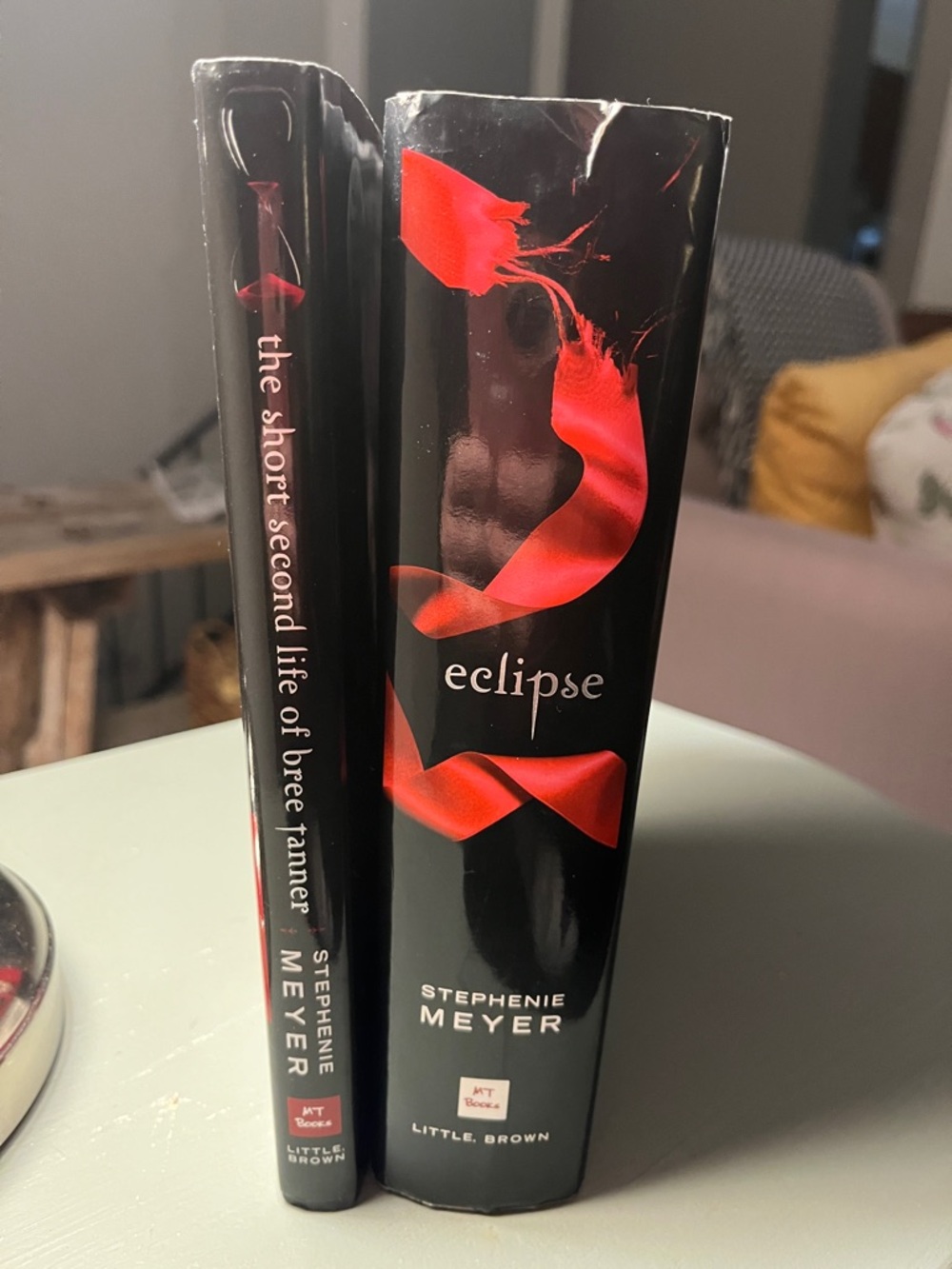 Eclipse by Stephenie Meyer - Black & Red Hardcover set of 2 books